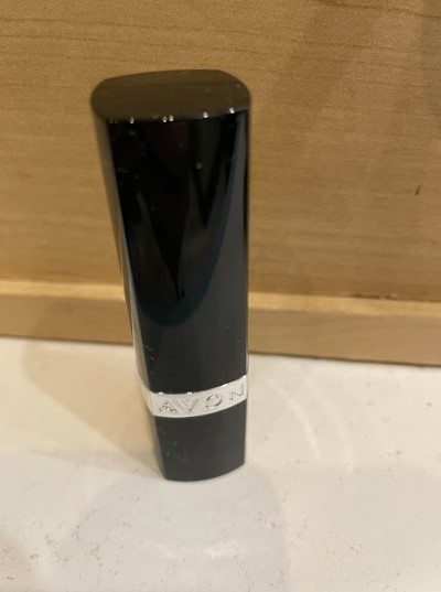 Губная помада Avon Ультра - Как моя первая помада стала единственной, которой я сейчас пользуюсь